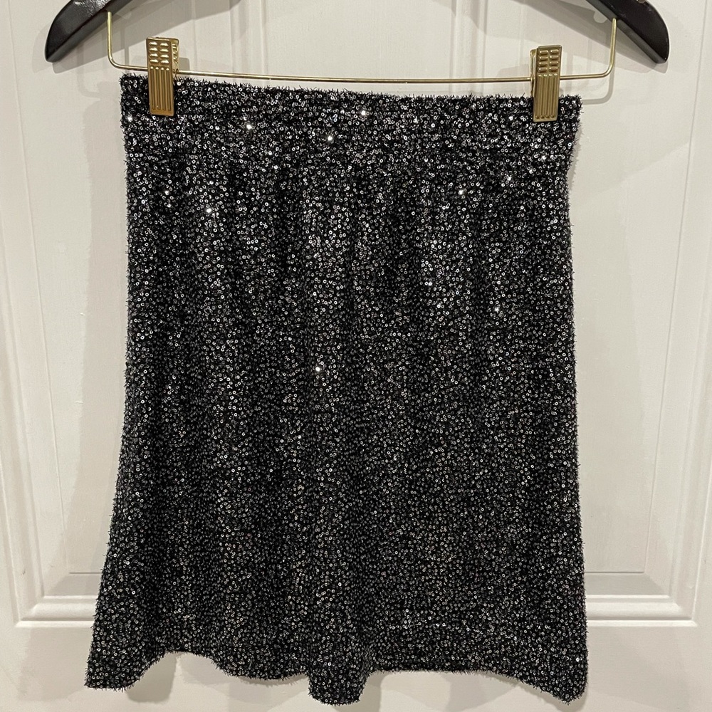 Black sequence skirt